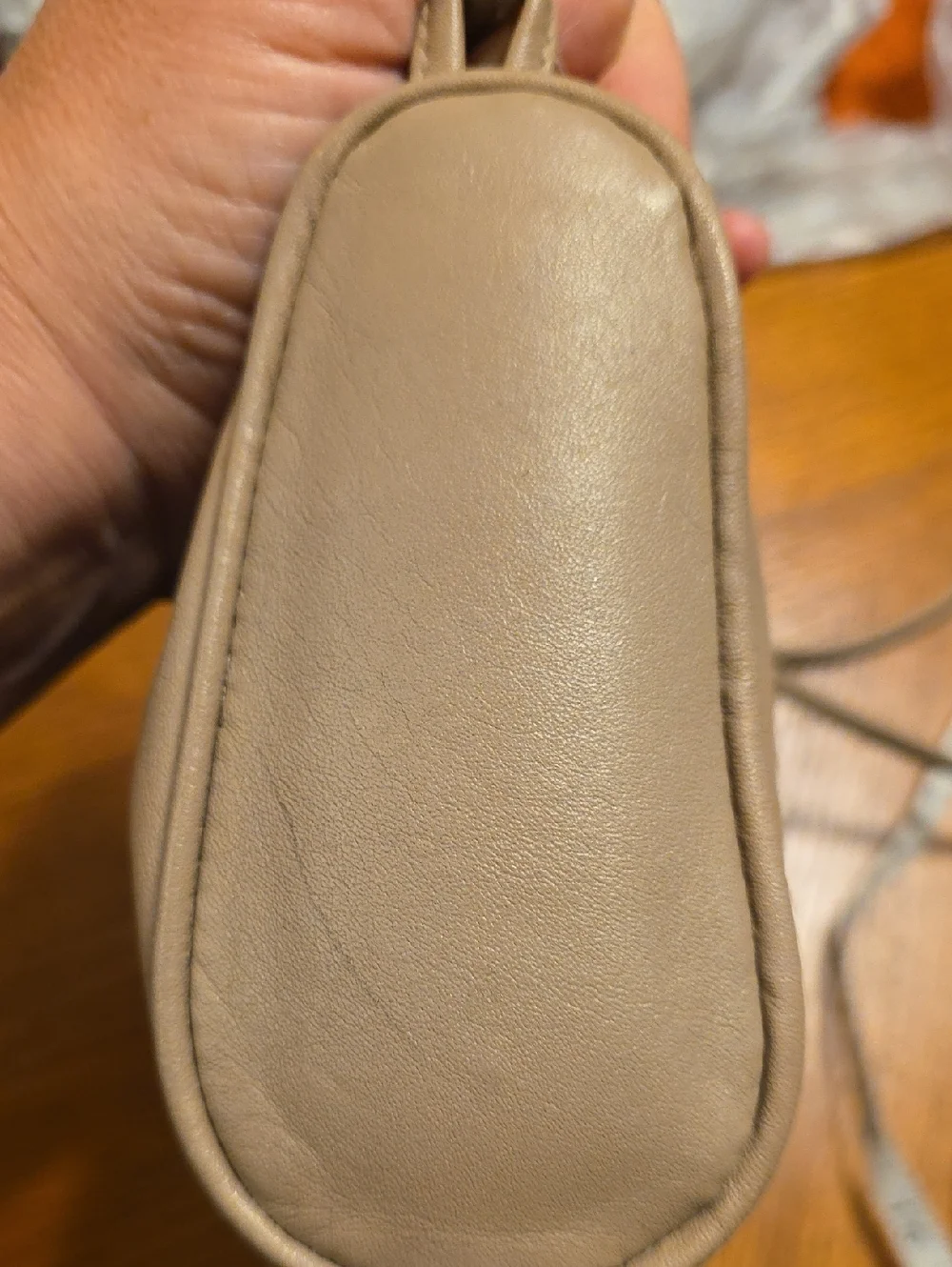 Vintage Minimalist 90s Leather Shoulder Bag -Taupe Beige EUC